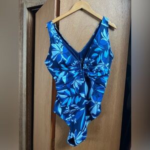 Adore Me (Size 3X) Blue Floral One Piece Swimsuit Swim Beach Resort